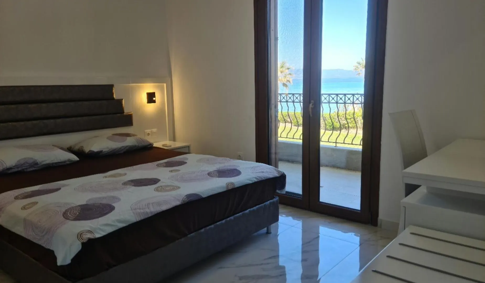 Akti Hanioti Villas Holiday home