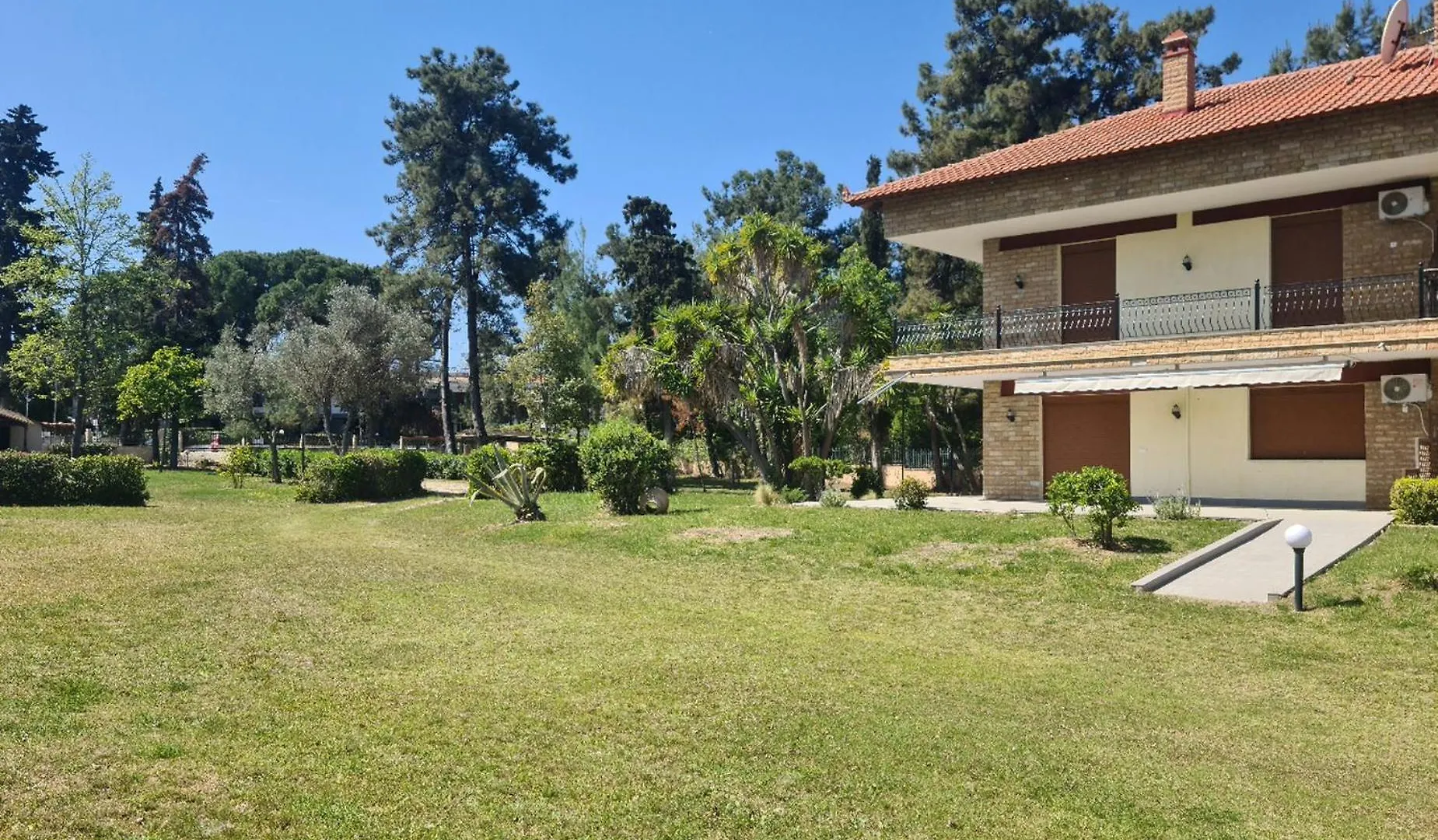 Akti Hanioti Villas
