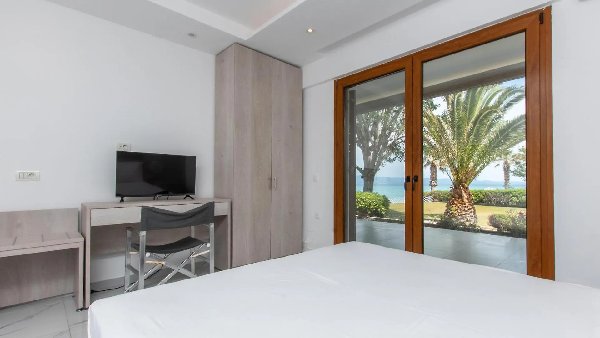 Akti Hanioti Villas 0*,  Greece
